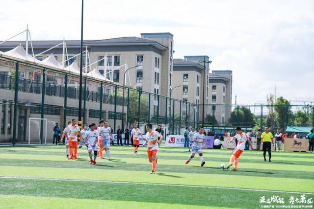 易建联:没有观众比赛很煎熬 重回主场令人期待